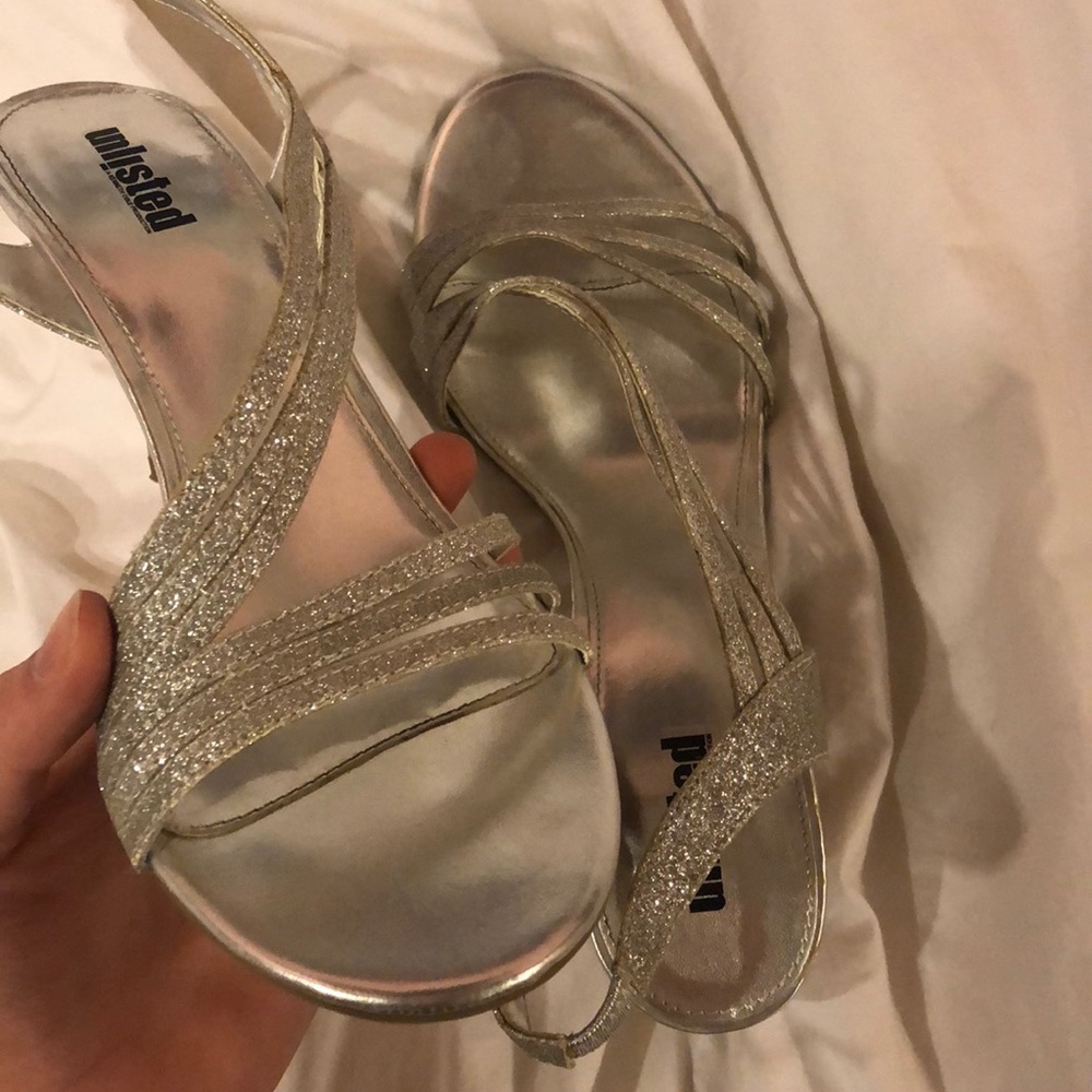 unlisted sparkly heels